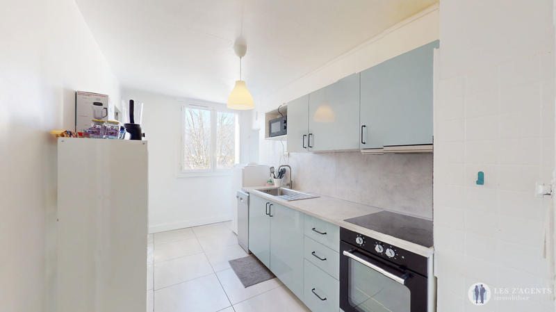 Appartement - 83 m² - 5 pièces