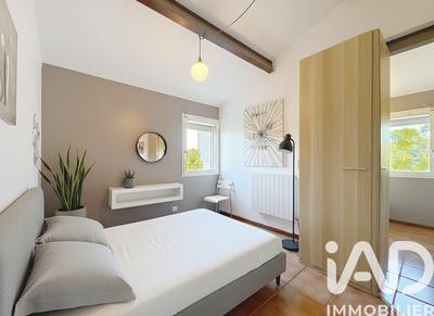 Appartement - 85 m² - 4 pièces