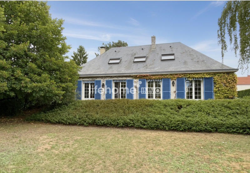 Maison - 180 m² - 6 pièces