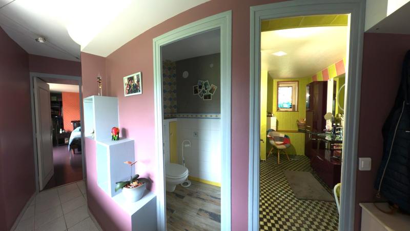 Maison - 275 m² - 9 pièces