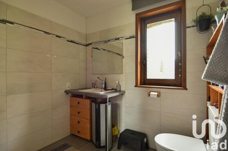 Maison - 220 m² - 8 pièces