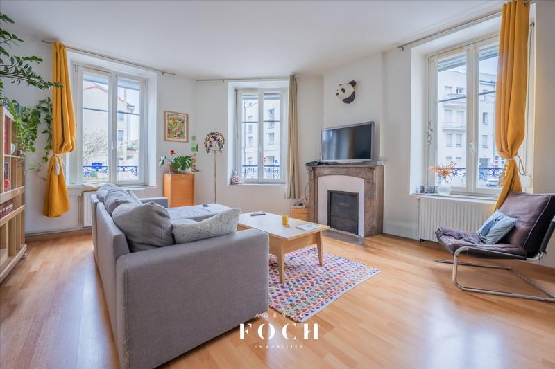 Appartement - 83 m² - 4 pièces
