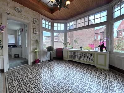 Maison - 214 m² - 7 pièces