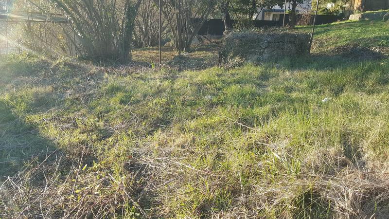 Terrain constructible - 652 m²