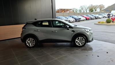 Renault Captur II evolution E-Tech full hybrid 145