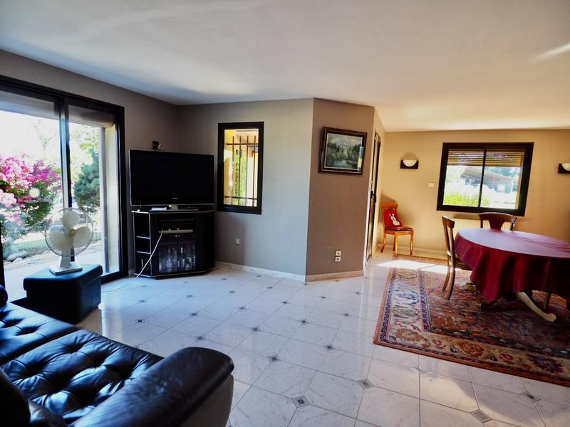 Maison - 160 m² - 5 pièces