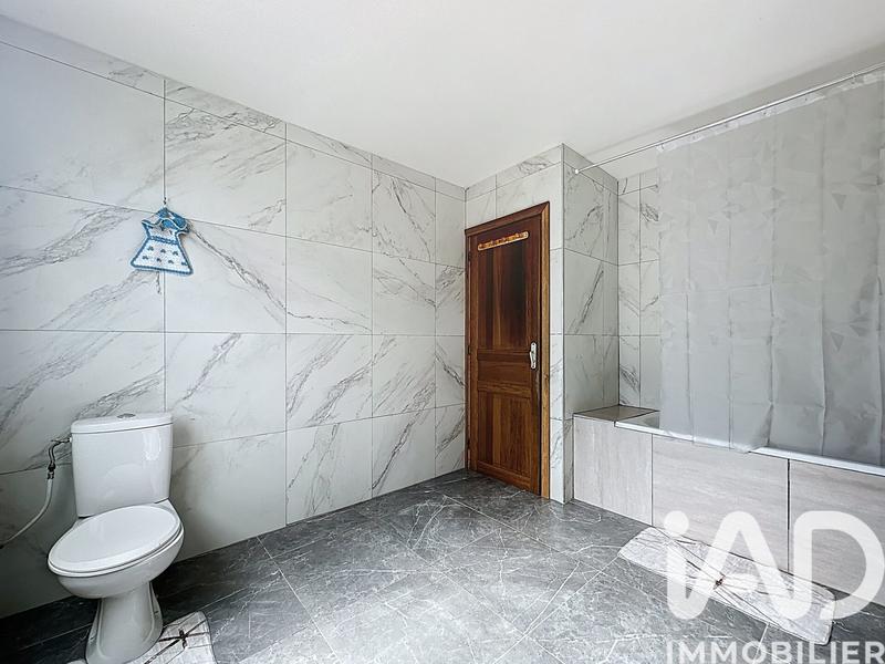 Maison - 120 m² - 5 pièces