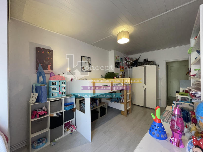 Appartement - 102 m² - 5 pièces