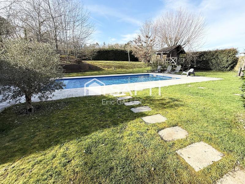 Maison - 136 m² - 6 pièces