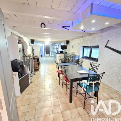 Maison - 110 m² - 4 pièces