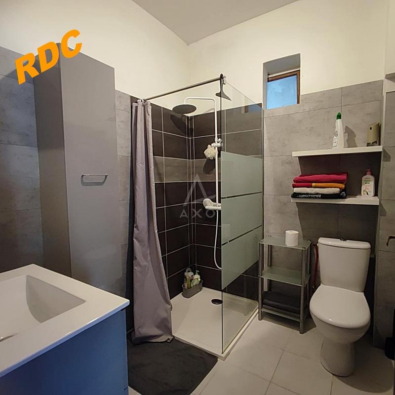 Maison - 161 m² - 6 pièces