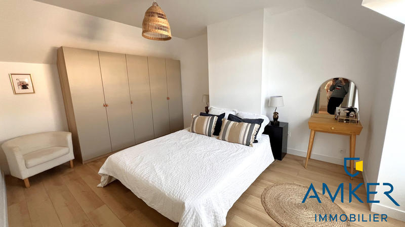 Maison traditionnelle - 146 m² - 6 pièces