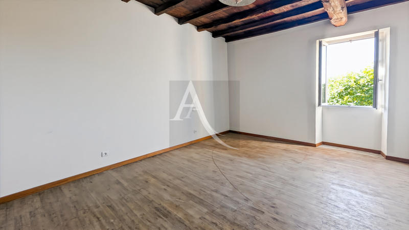 Maison - 80 m² - 3 pièces