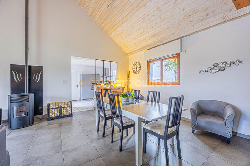 Maison - 130 m² - 5 pièces