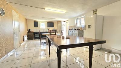 Maison - 142 m² - 7 pièces