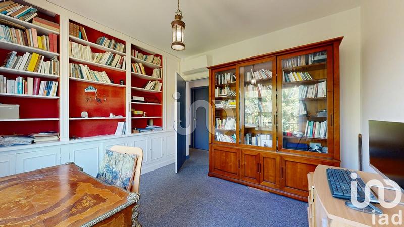 Appartement - 163 m² - 5 pièces