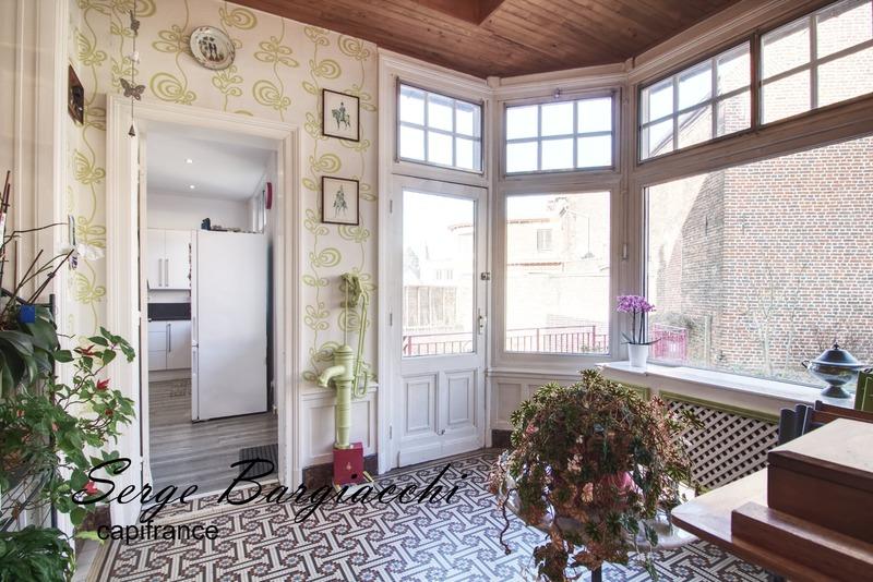 Maison bourgeoise - 214 m² - 8 pièces