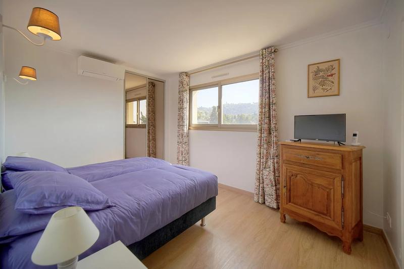 Appartement - 104 m² - 4 pièces