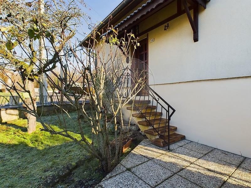 Maison - 90 m² - 6 pièces
