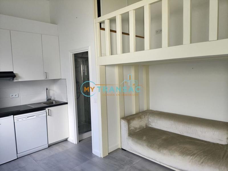 Local d'activité / Entrepôt - 130 m²