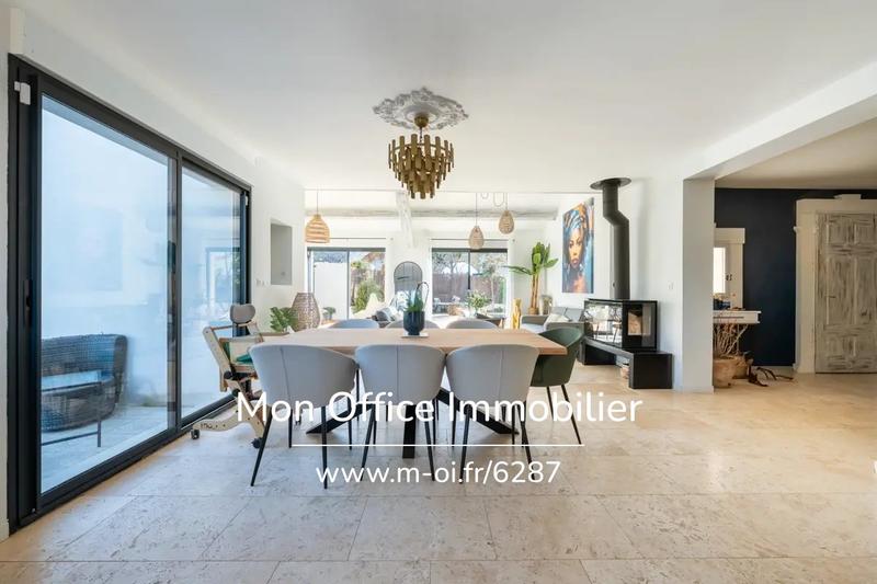 Villa - 170 m² - 5 pièces