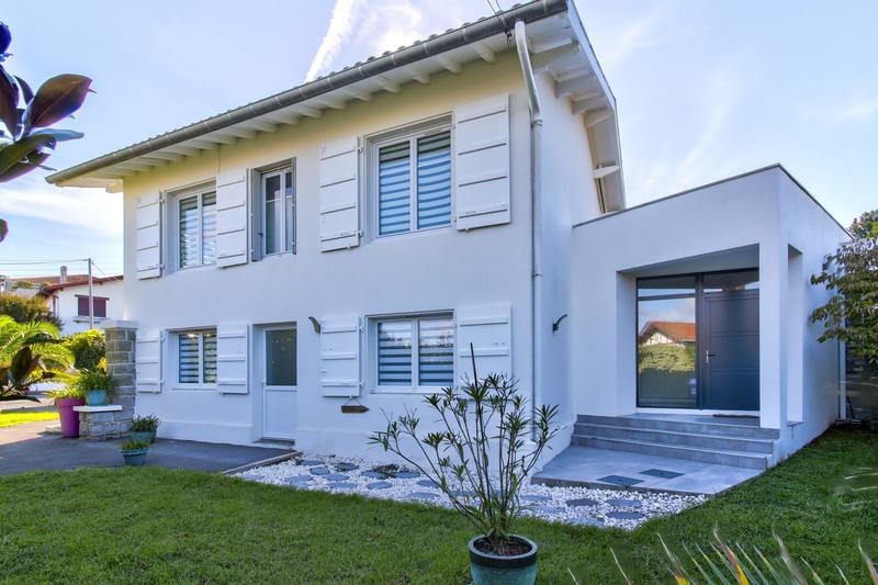 Maison - 180 m² - 6 pièces