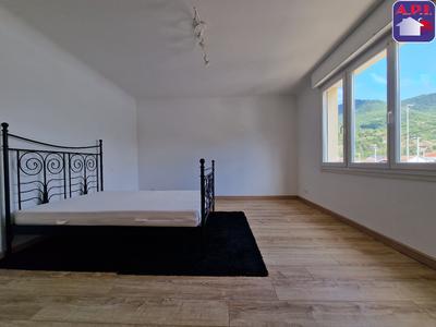 Maison - 137 m² - 5 pièces