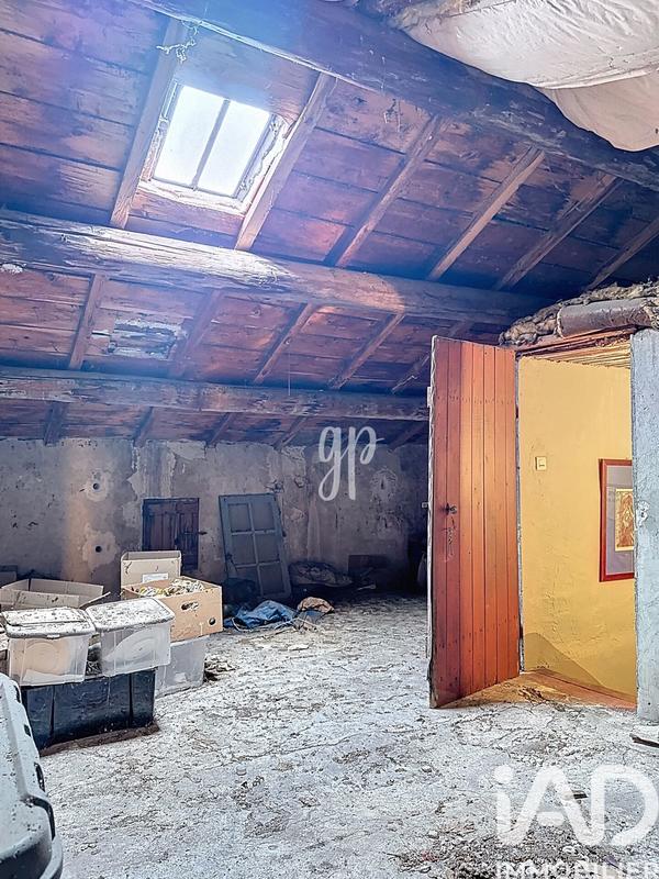 Maison - 101 m² - 6 pièces