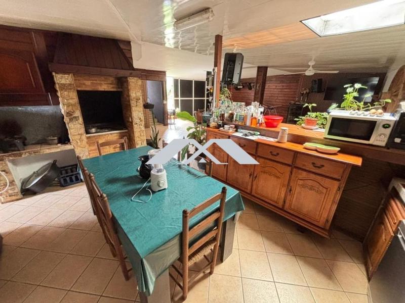 Villa - 190 m² - 6 pièces