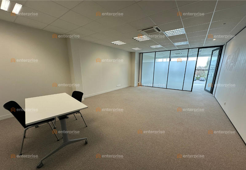 Bureau - 365 m²