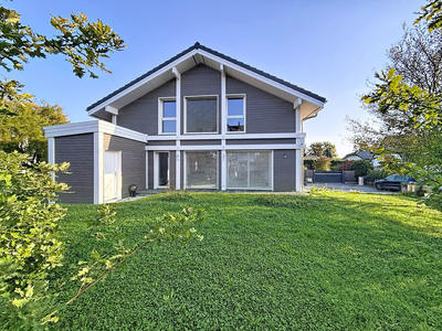 Maison - 142 m² - 6 pièces