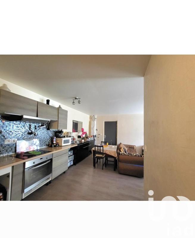 Appartement - 60 m² - 3 pièces