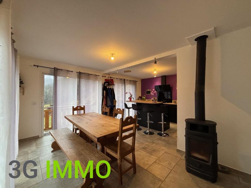 Maison - 87 m² - 4 pièces