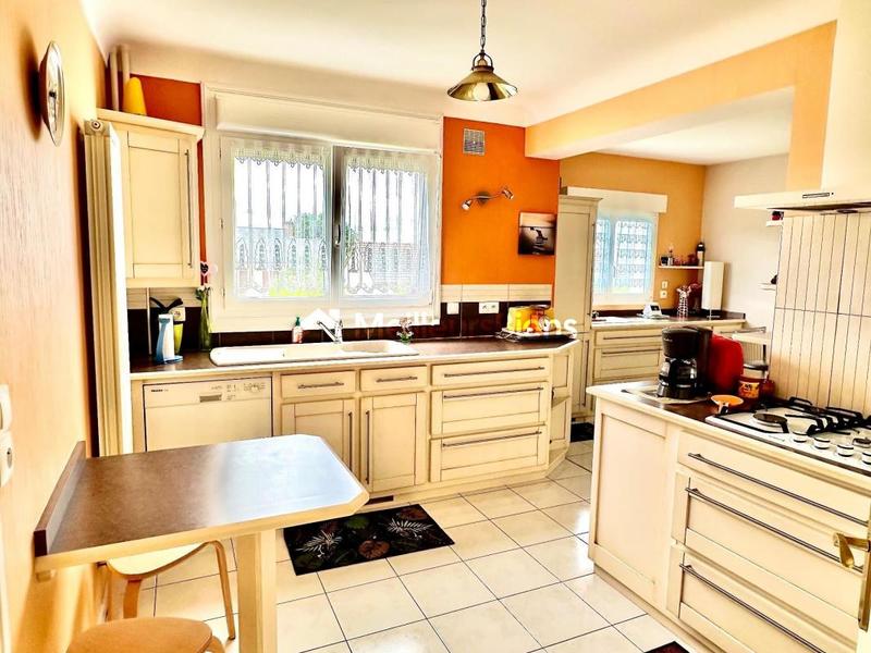 Maison - 115 m² - 6 pièces