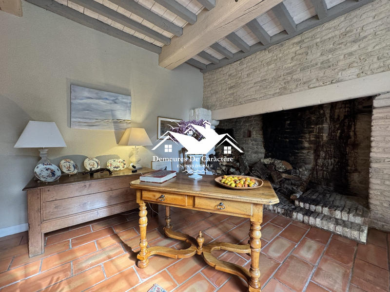 Maison - 259 m² - 6 pièces