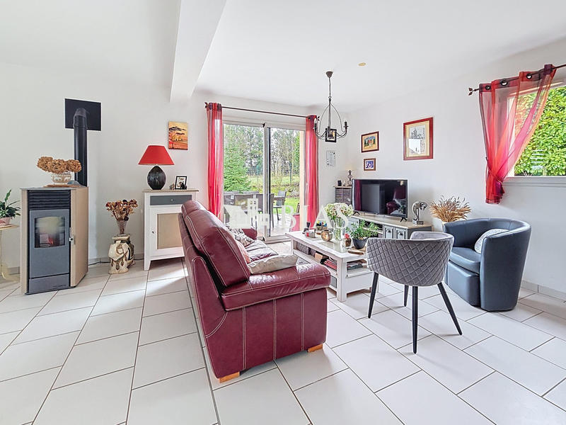 Maison - 95 m² - 4 pièces