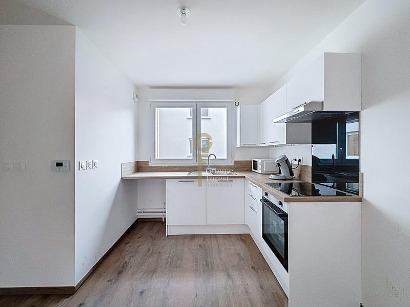 Appartement - 93 m² - 4 pièces