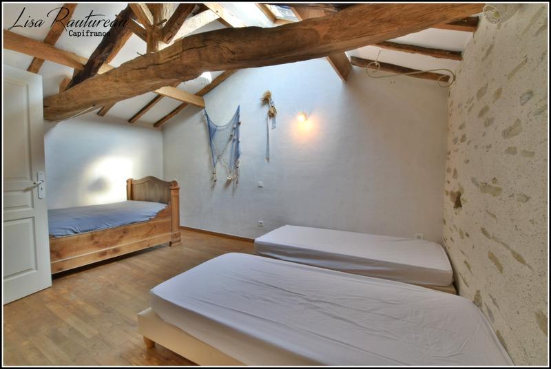 Grange - 170 m² - 8 pièces