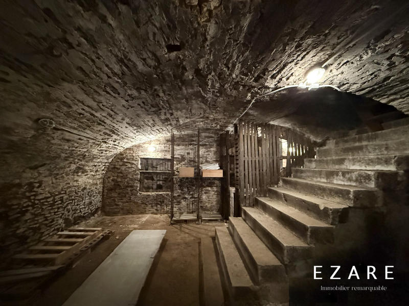 Maison - 192 m² - 7 pièces