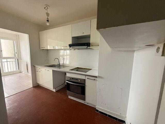 Appartement - 83 m² - 4 pièces