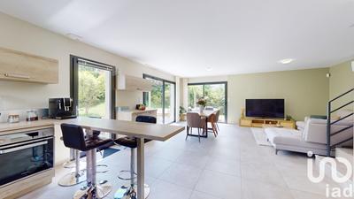 Maison - 138 m² - 5 pièces