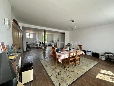 Maison - 135 m² - 5 pièces