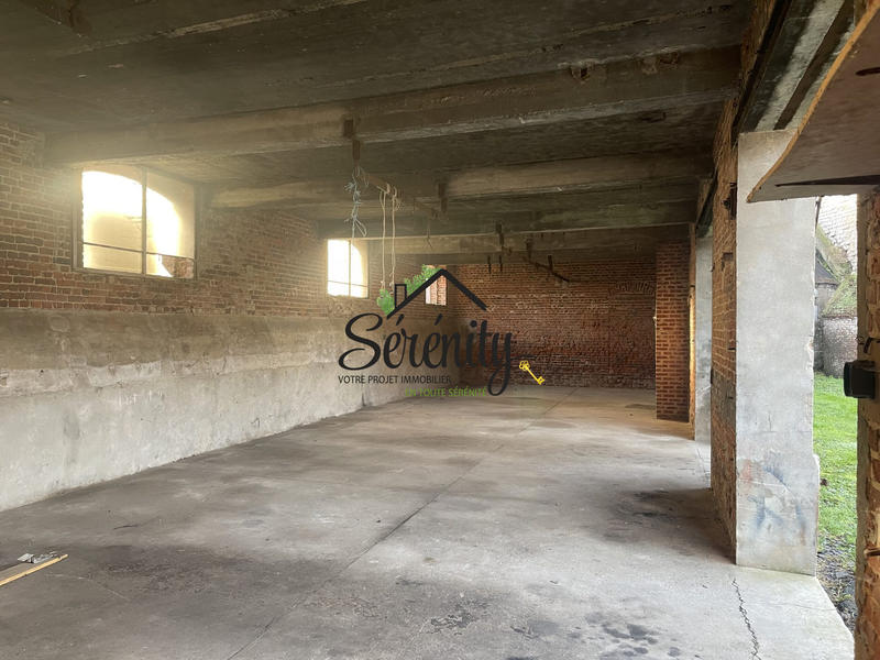 Maison ancienne - 1 081 m² - 11 pièces