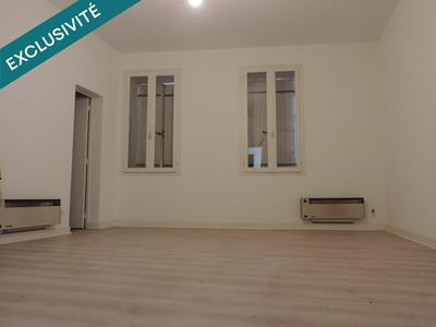 Maison - 240 m² - 10 pièces