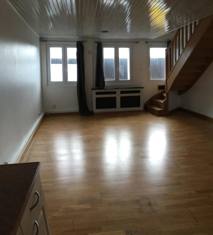 Maison - 102 m² - 3 pièces