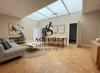 Loft - 170 m² - 7 pièces