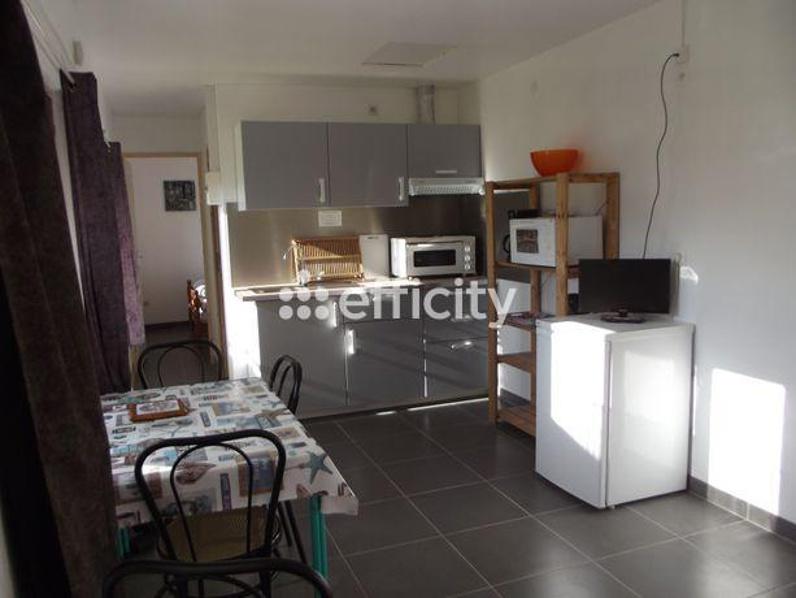 Maison - 280 m² - 5 pièces