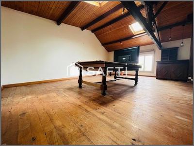 Maison - 189 m² - 10 pièces