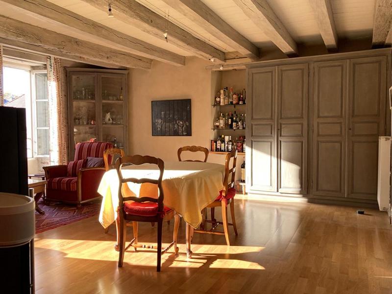 Appartement - 155 m² - 6 pièces