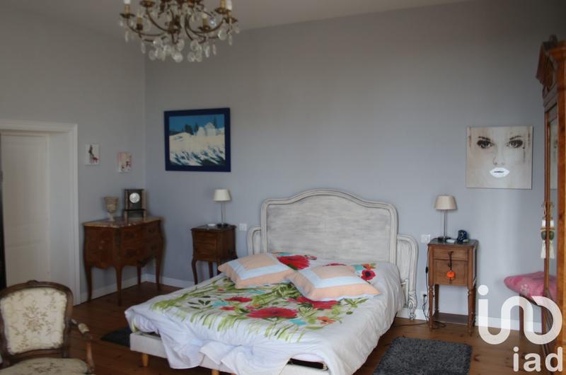 Maison - 574 m² - 14 pièces